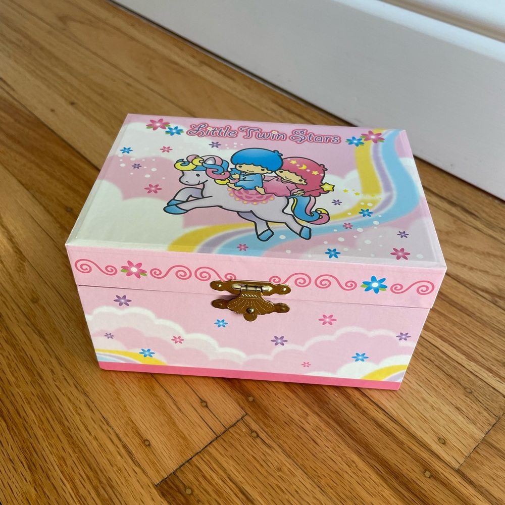 Little Twin Stars Vintage Music Jewelry Box